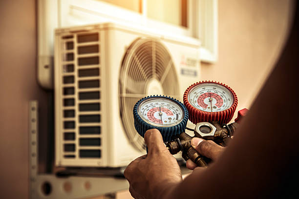 Professional Ac Installation technician working in Winterville, GA